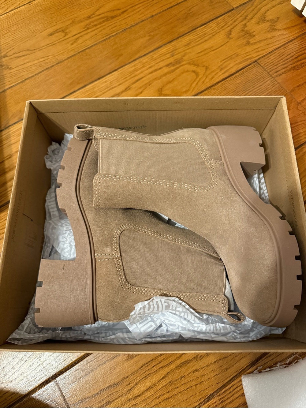Steve Madden Haylan boots BRAND NEW
